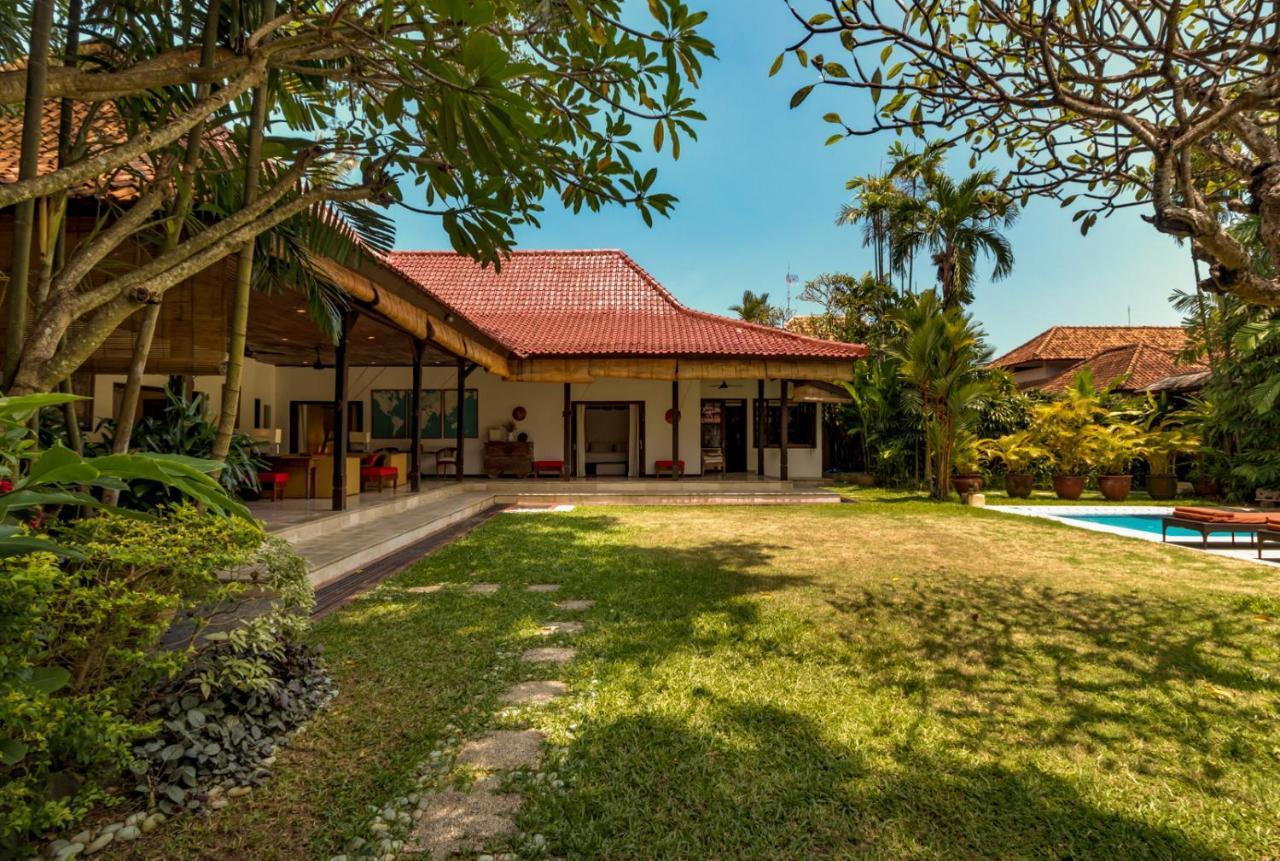 Villa Eight Seminyak Exterior foto