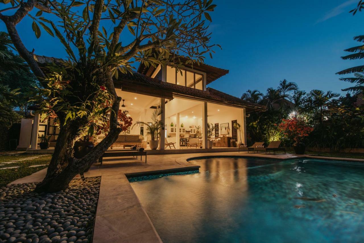 Villa Eight Seminyak Exterior foto